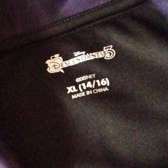 Disney Descendants 3 Vest - Picture 8 of 8